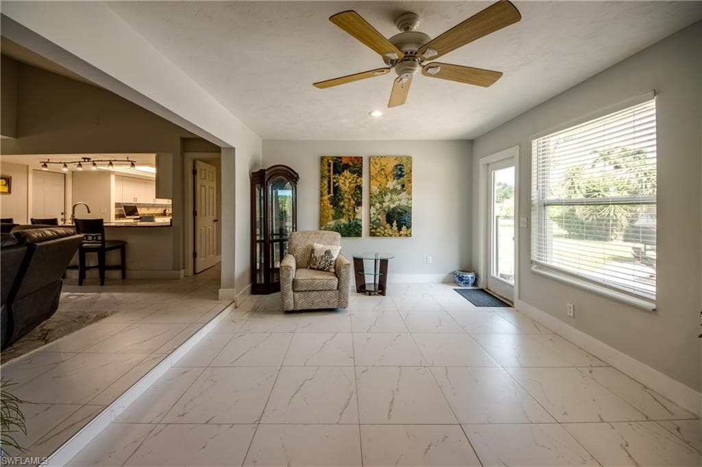 787 Overriver DR, NORTH FORT MYERS FL 33903-33