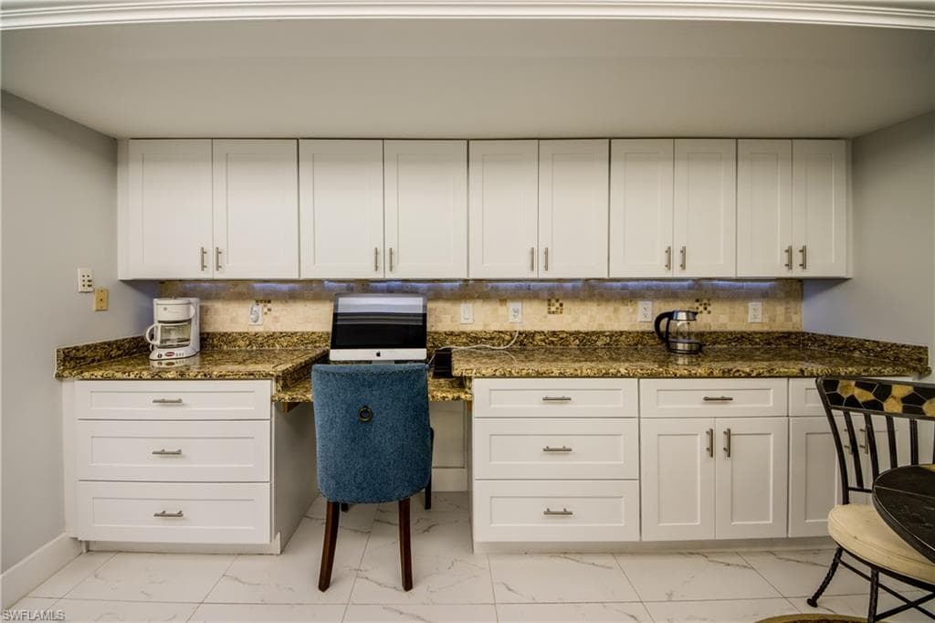 787 Overriver DR, NORTH FORT MYERS FL 33903-34
