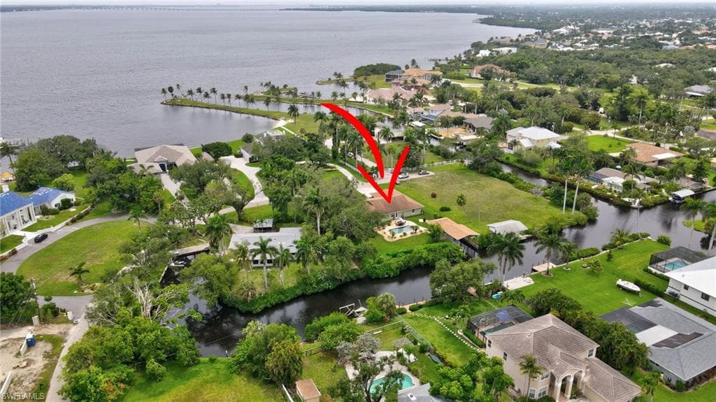 787 Overriver DR, NORTH FORT MYERS FL 33903-3
