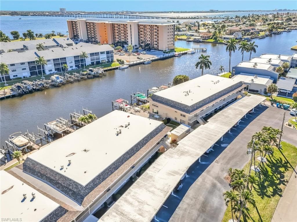4229 SE 19th PL # 2F, CAPE CORAL FL 33904-35