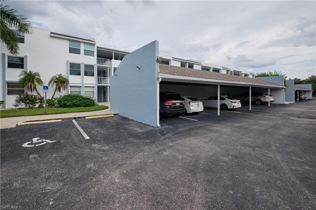 5959 Winkler RD # 307, FORT MYERS FL 33919-23