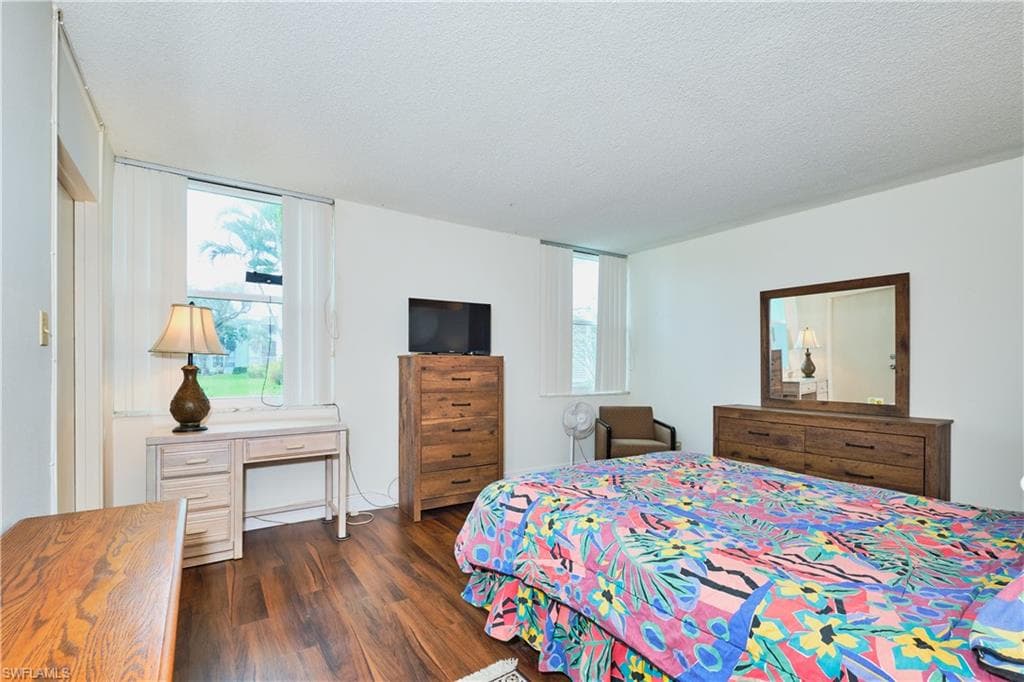 5959 Winkler RD # 118, FORT MYERS FL 33919-5