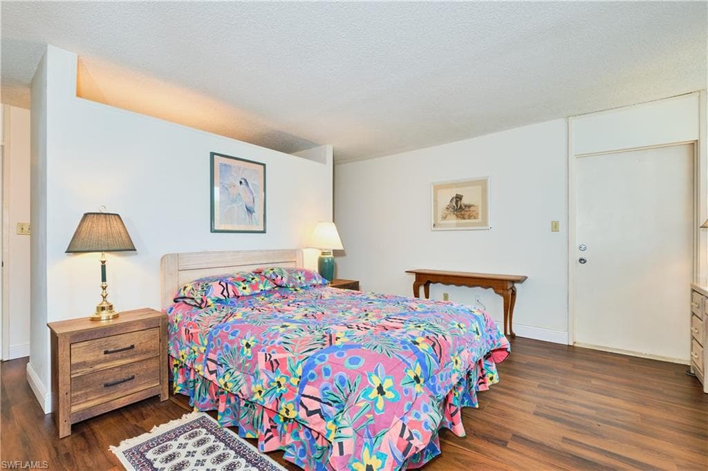 5959 Winkler RD # 118, FORT MYERS FL 33919-6