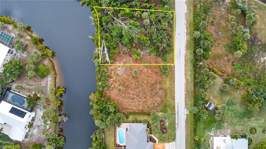 3304 Saint Kilda RD, SANIBEL FL 33957-15