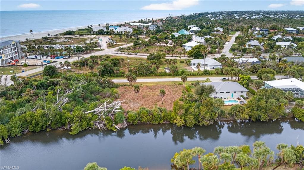 3304 Saint Kilda RD, SANIBEL FL 33957-17