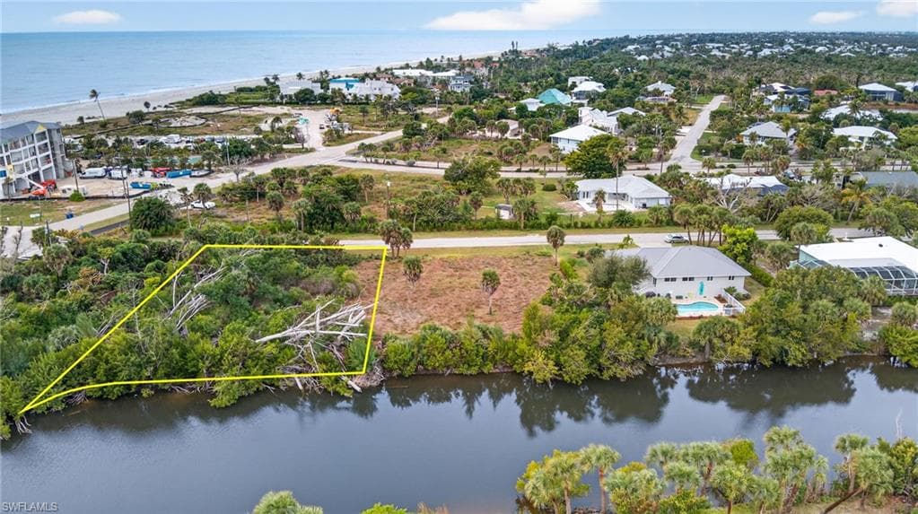 3304 Saint Kilda RD, SANIBEL FL 33957-18