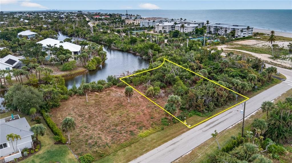3304 Saint Kilda RD, SANIBEL FL 33957-3