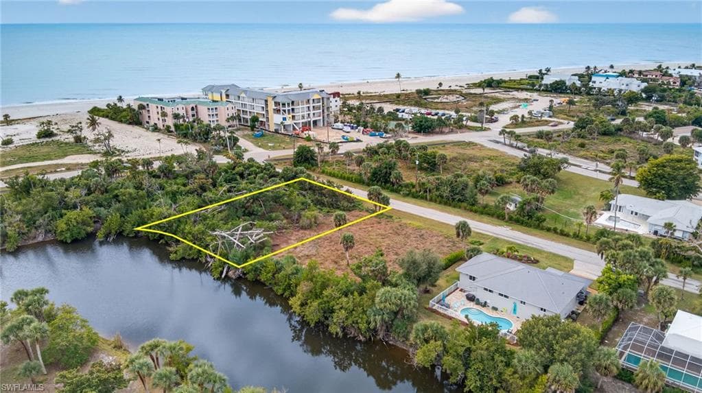 3304 Saint Kilda RD, SANIBEL FL 33957-20