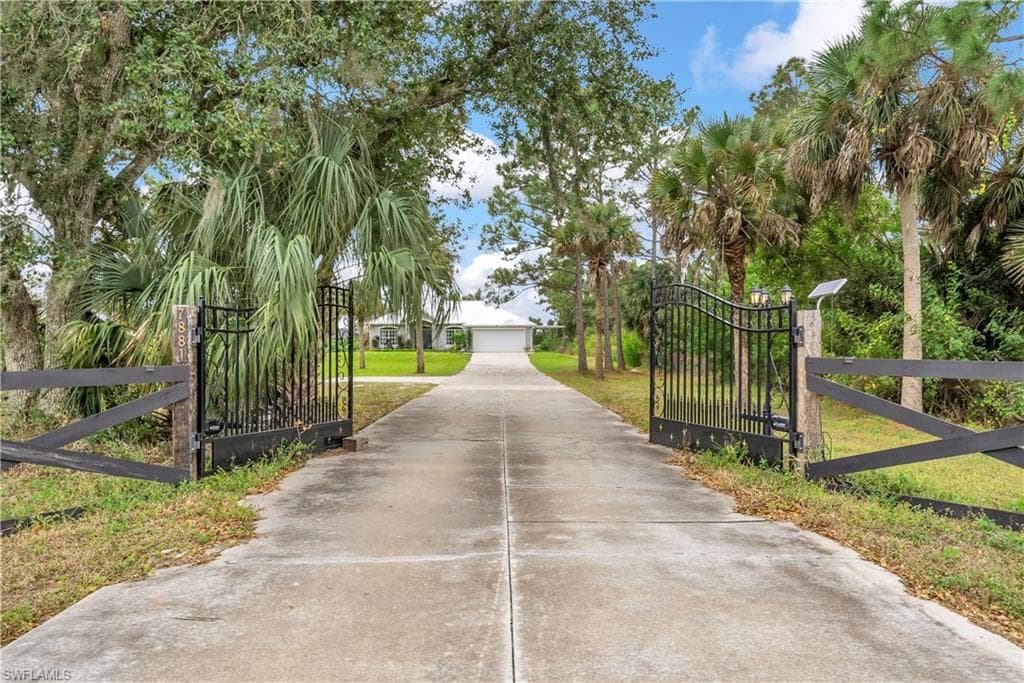 7881 Buckingham RD, FORT MYERS FL 33905-47