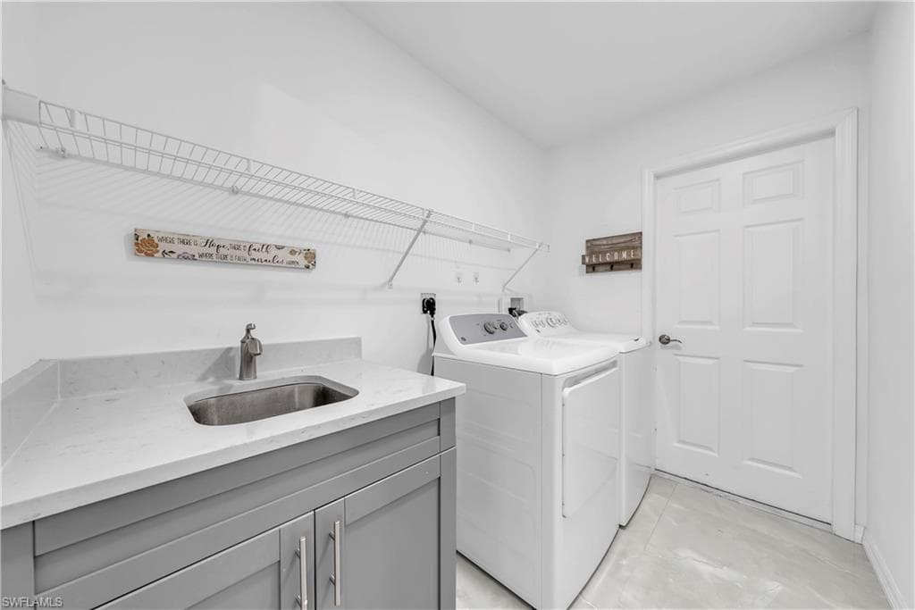 7881 Buckingham RD, FORT MYERS FL 33905-23