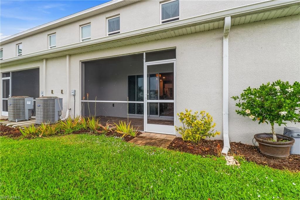 15376 Wildflower CIR, NAPLES FL 34119-11