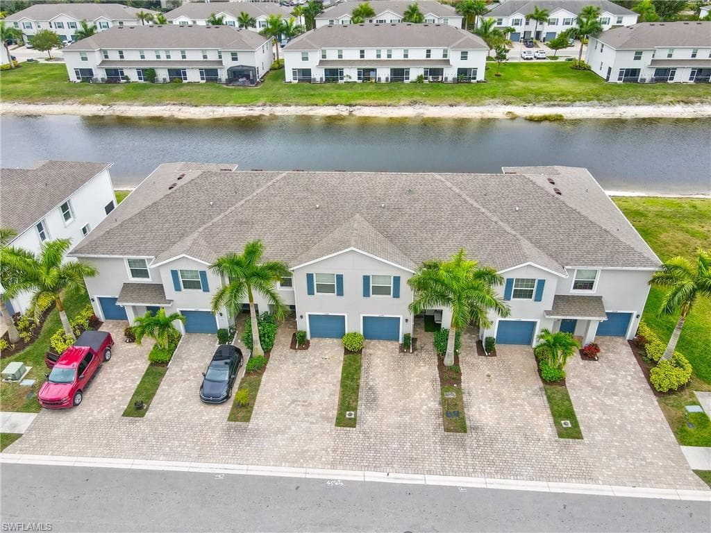 15376 Wildflower CIR, NAPLES FL 34119-2