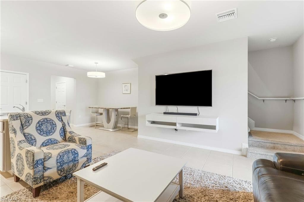 15376 Wildflower CIR, NAPLES FL 34119-29