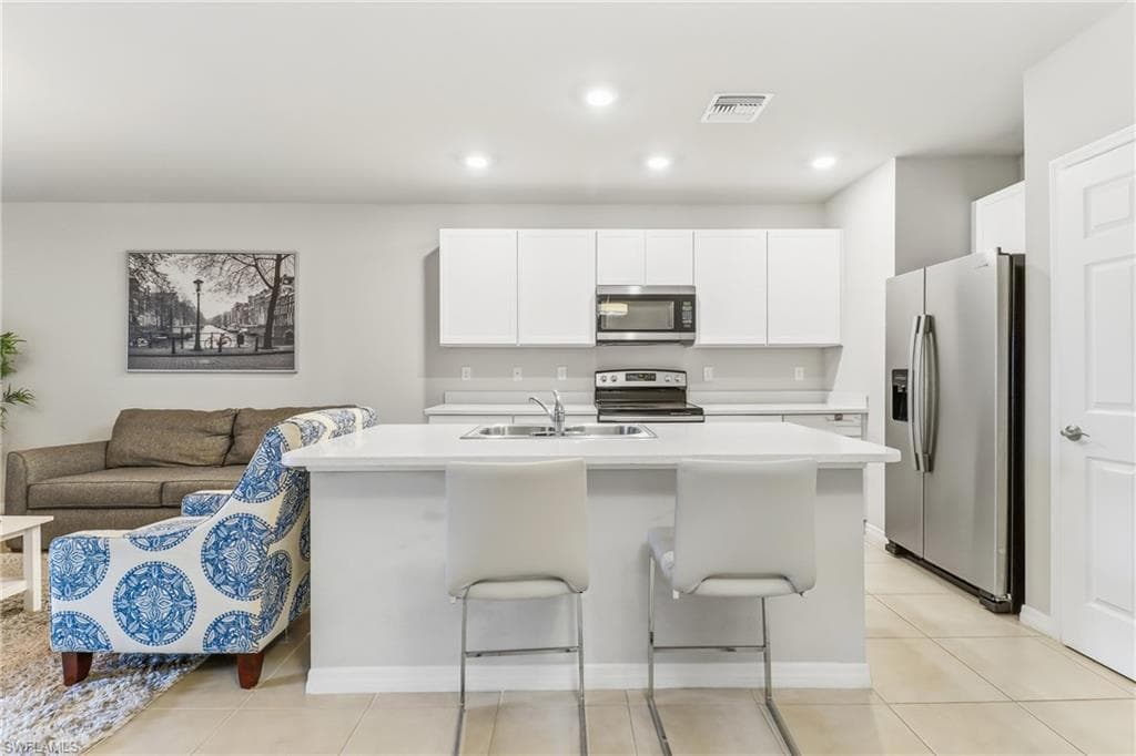 15376 Wildflower CIR, NAPLES FL 34119-33