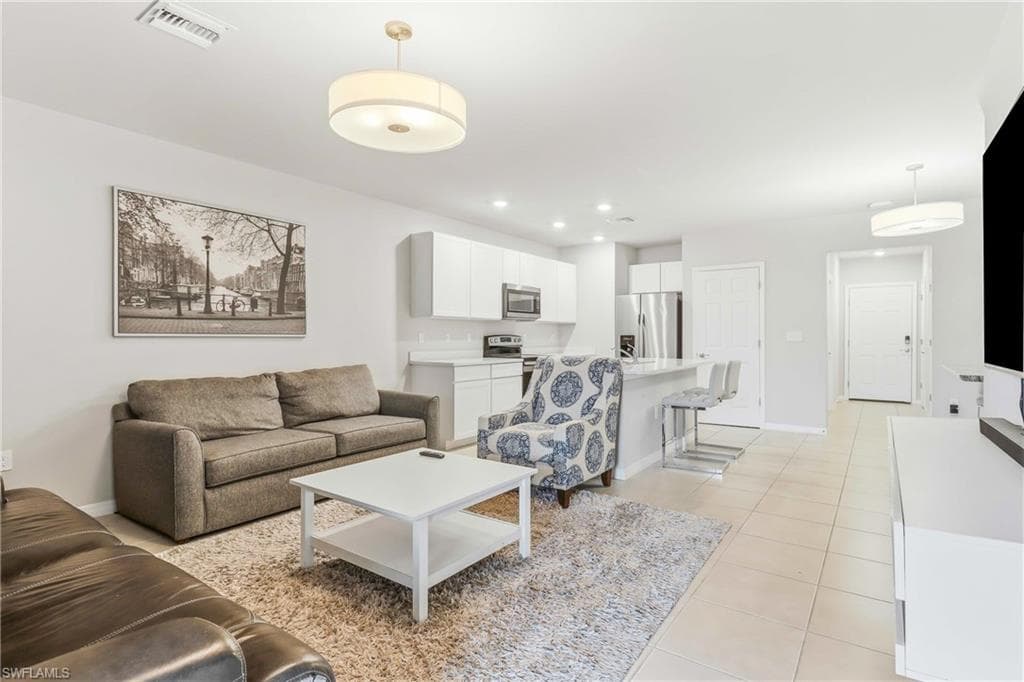 15376 Wildflower CIR, NAPLES FL 34119-40