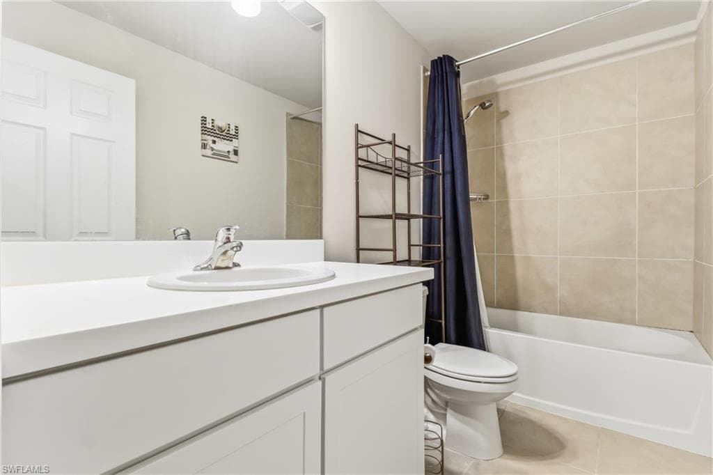15376 Wildflower CIR, NAPLES FL 34119-17
