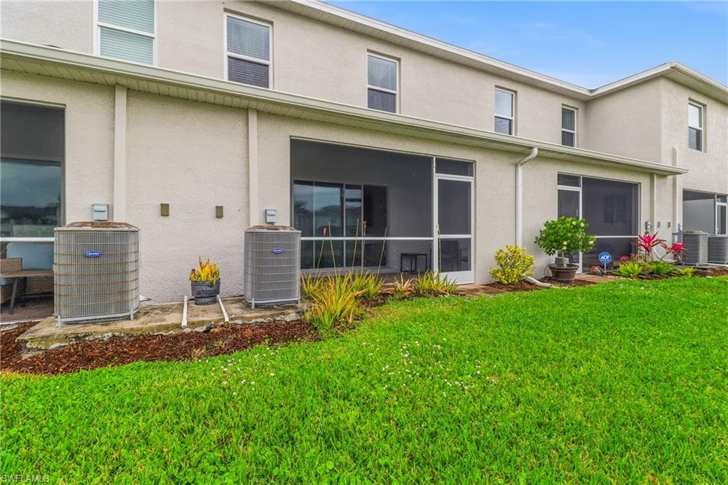15376 Wildflower CIR, NAPLES FL 34119-10