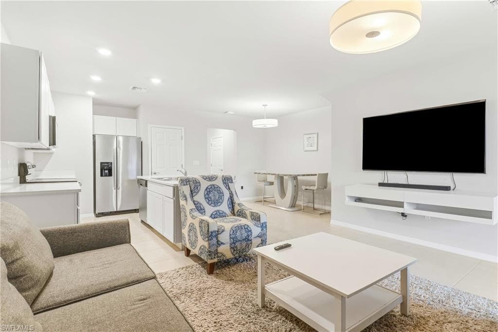15376 Wildflower CIR, NAPLES FL 34119-39