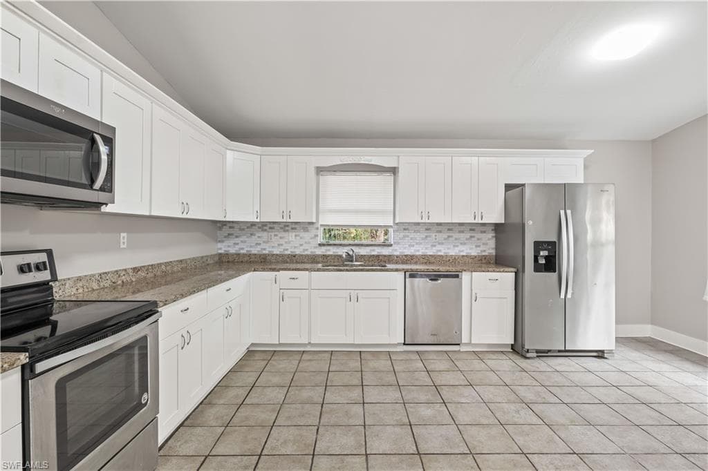 5675 Sandal LN, BOKEELIA FL 33922-19