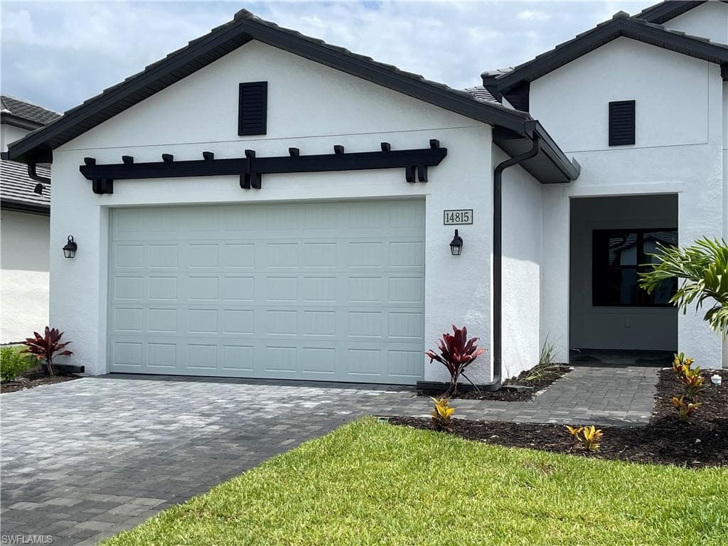 14815 Loggerhead DR, NAPLES FL 34120-1