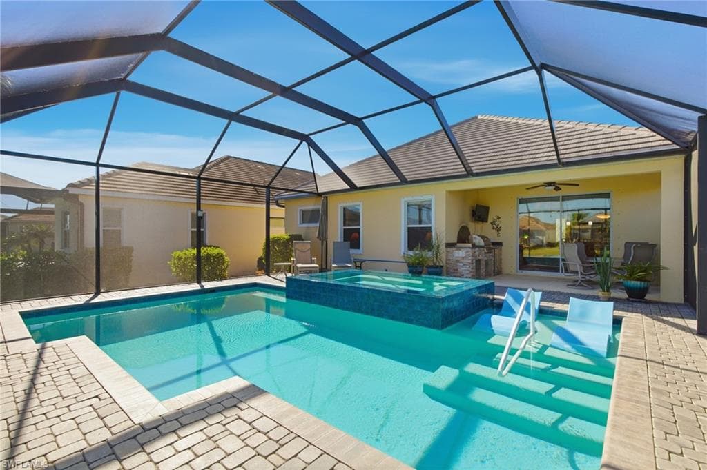 17805 Spanish Harbour CT, FORT MYERS FL 33908-26