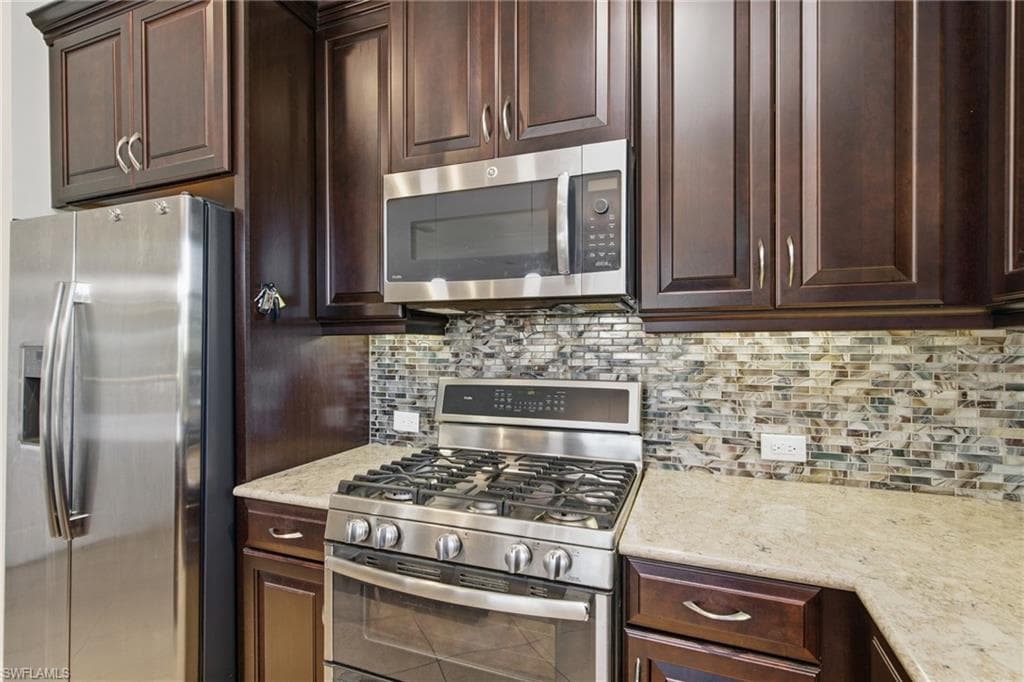 17805 Spanish Harbour CT, FORT MYERS FL 33908-6