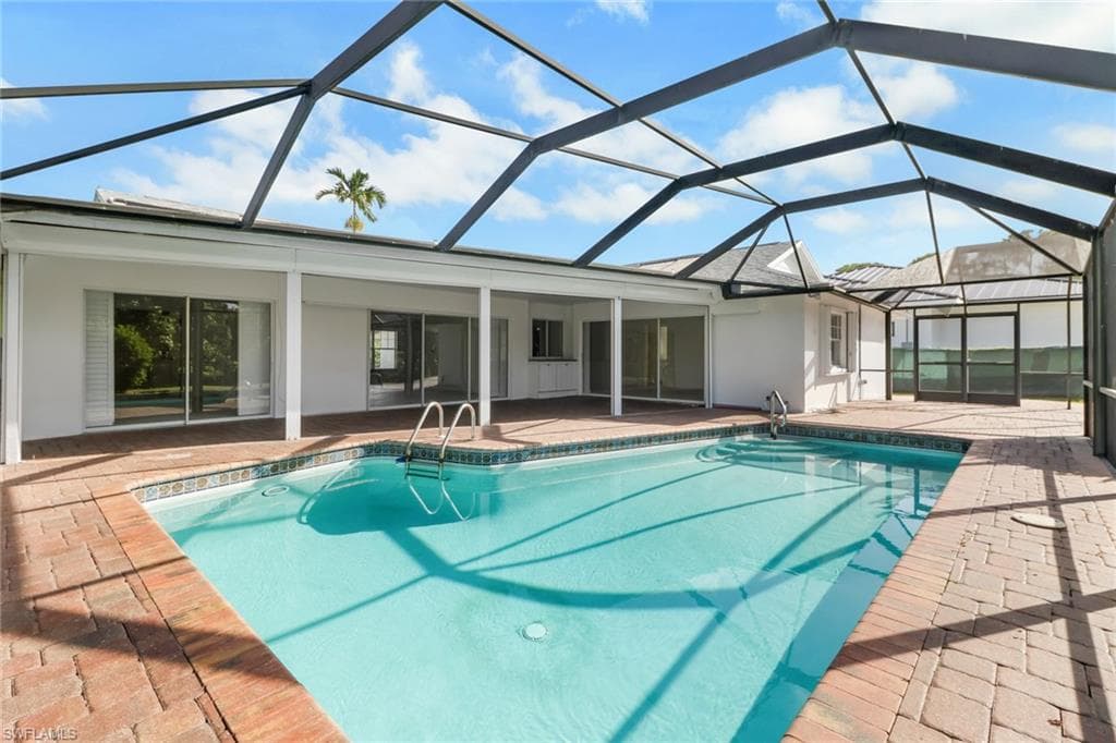 750 Southern Pines DR, NAPLES FL 34103-31