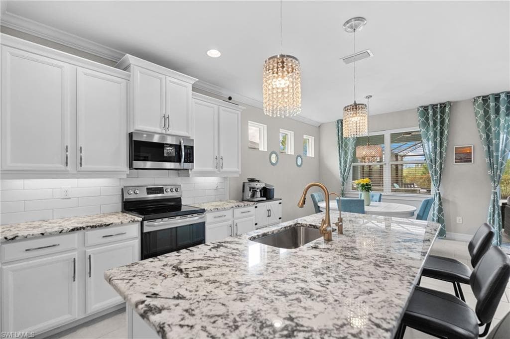 28200 Seasons Tide AVE, BONITA SPRINGS FL 34135-22