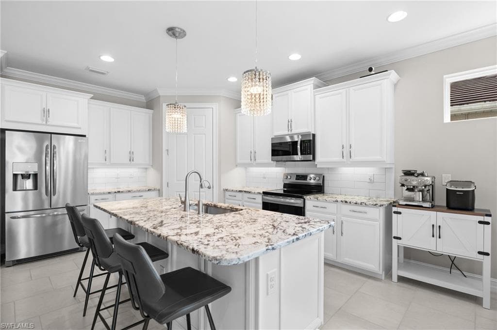 28200 Seasons Tide AVE, BONITA SPRINGS FL 34135-19