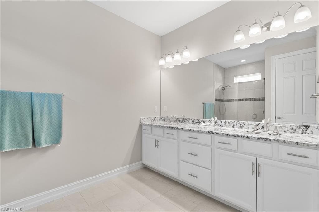 28200 Seasons Tide AVE, BONITA SPRINGS FL 34135-32