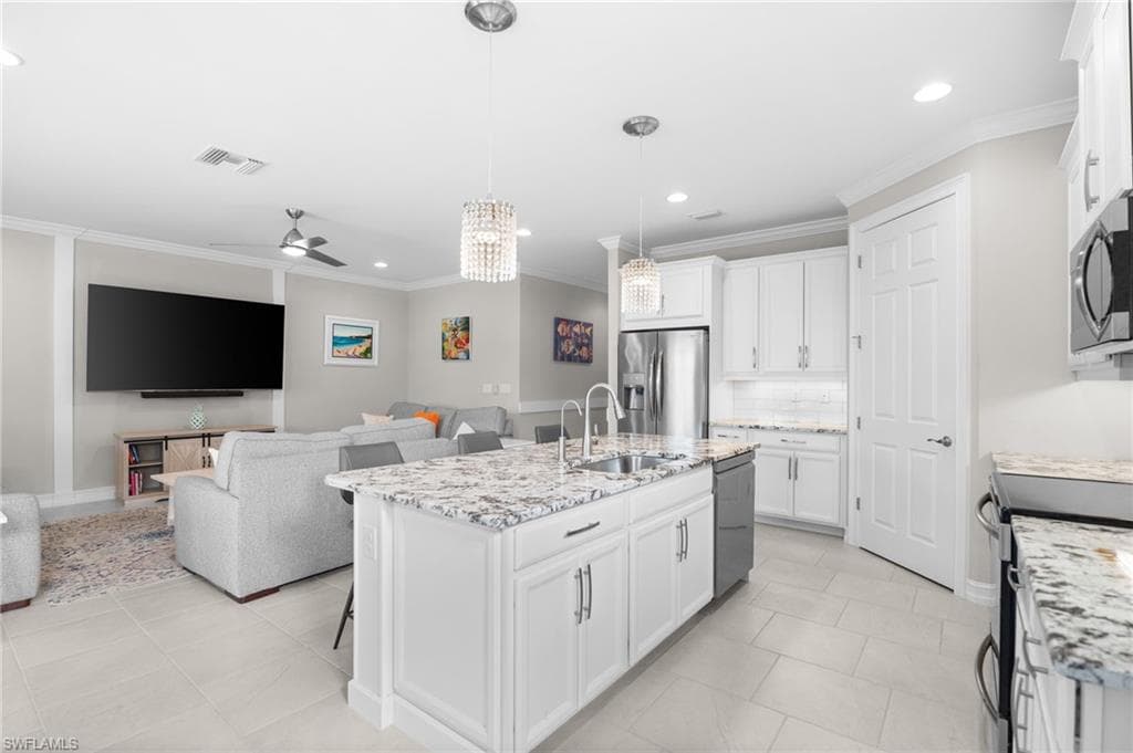 28200 Seasons Tide AVE, BONITA SPRINGS FL 34135-20