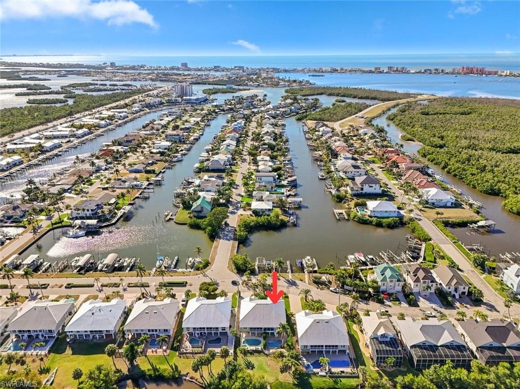 12176 Siesta DR, FORT MYERS BEACH FL 33931-1