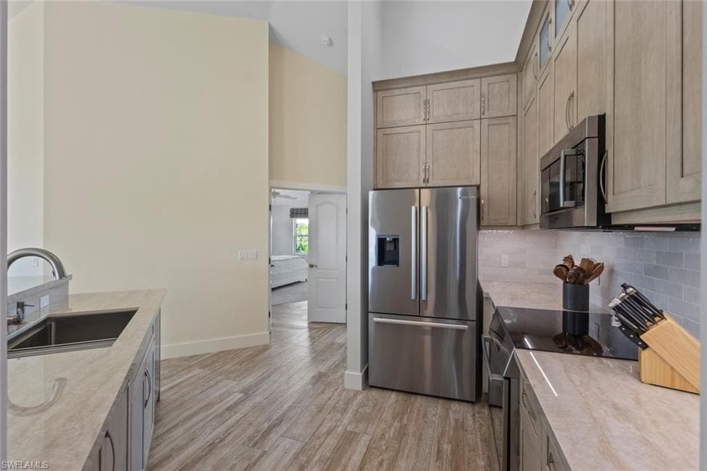 12176 Siesta DR, FORT MYERS BEACH FL 33931-16