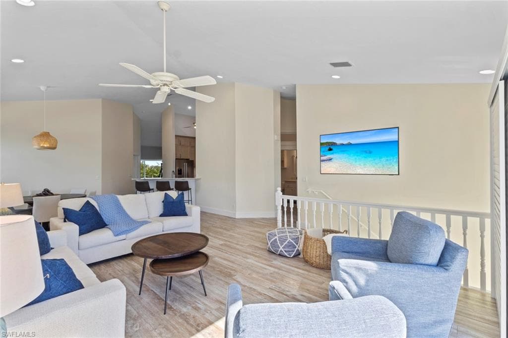 12176 Siesta DR, FORT MYERS BEACH FL 33931-9