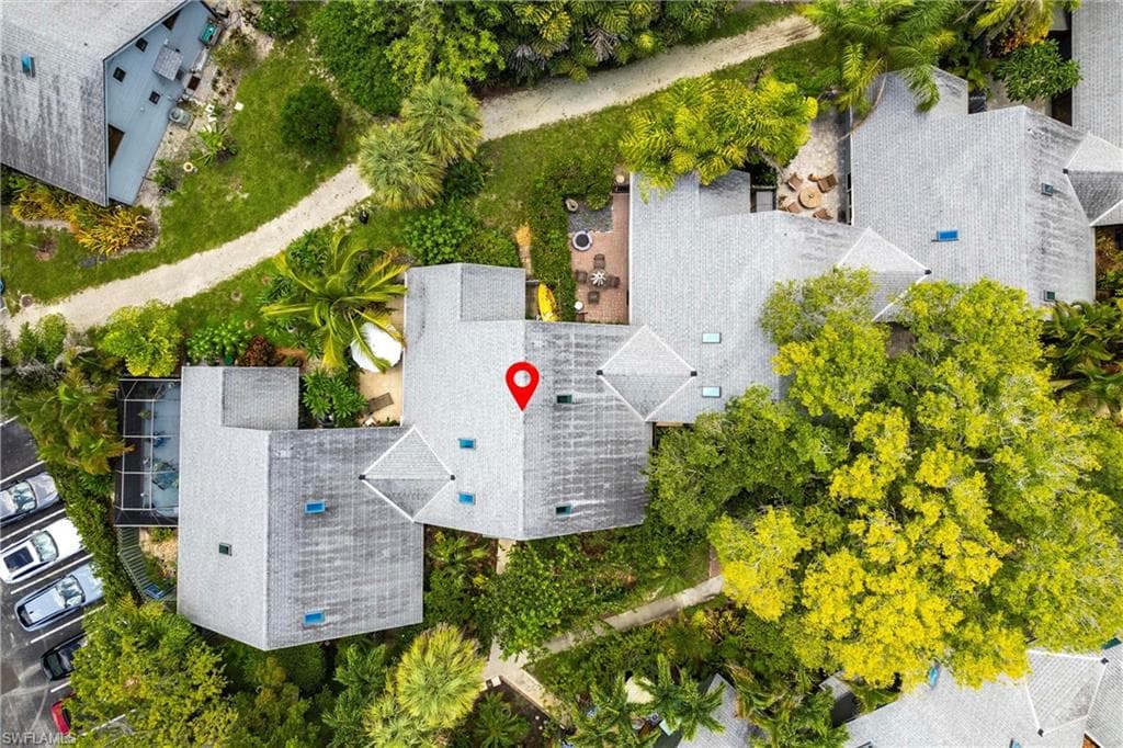 1323 Solana RD # 2, NAPLES FL 34103-33