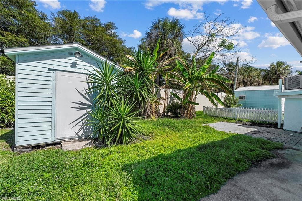 1855 Danford ST # A, NAPLES FL 34112-16