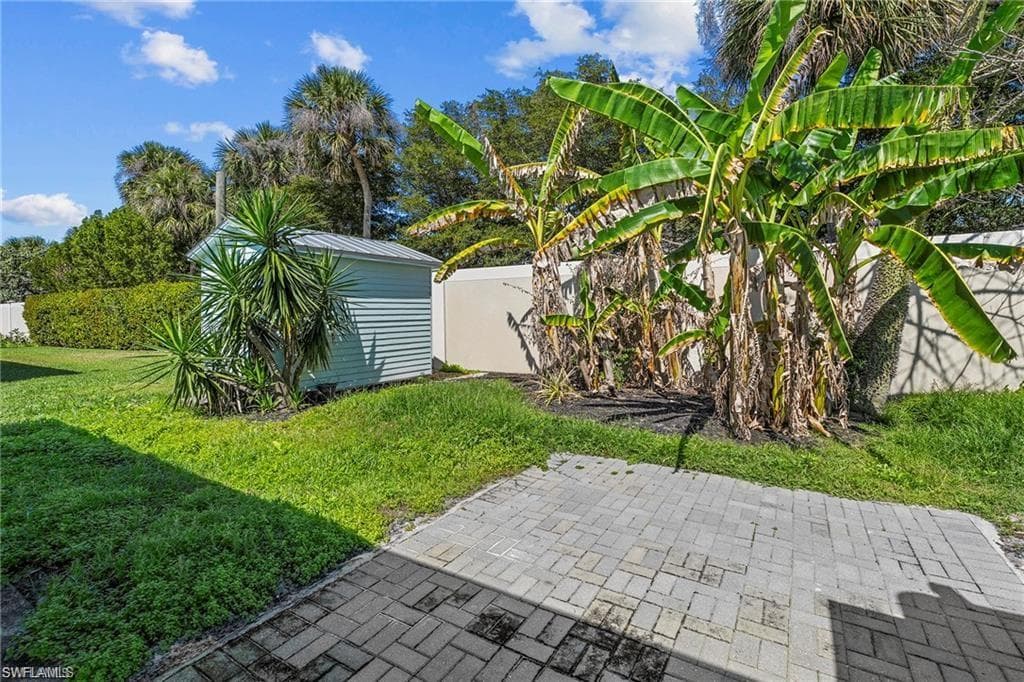 1855 Danford ST # A, NAPLES FL 34112-15