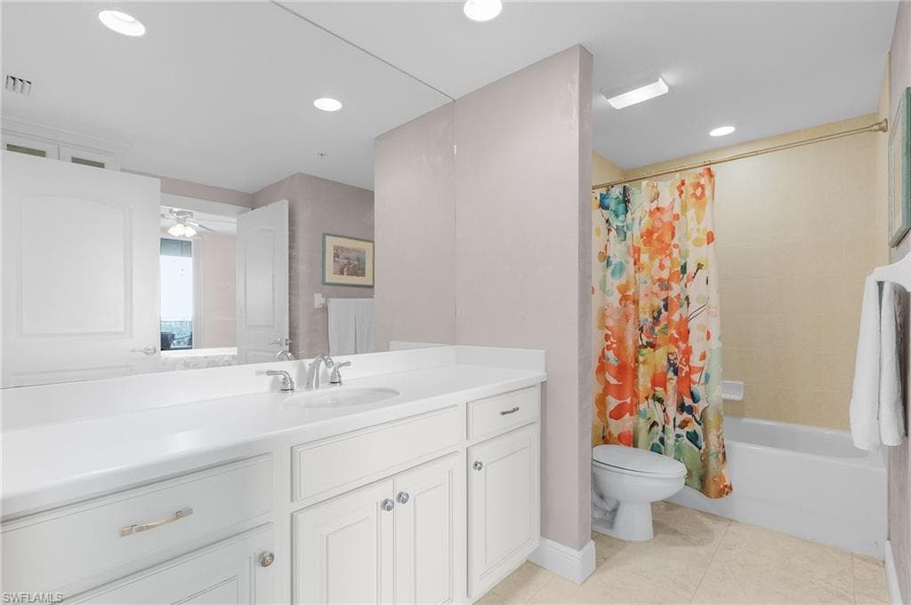 2090 W First ST 1606-25