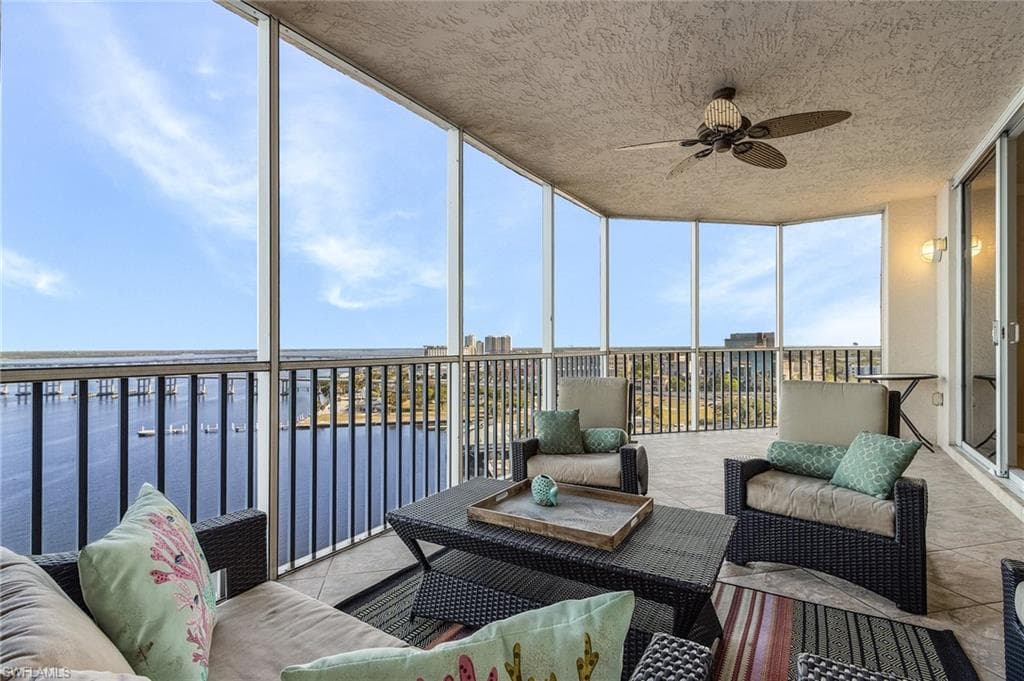2090 W First ST 1606-1