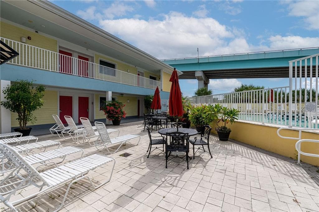 450 Old San Carlos BLVD # 303, FORT MYERS BEACH FL 33931-26