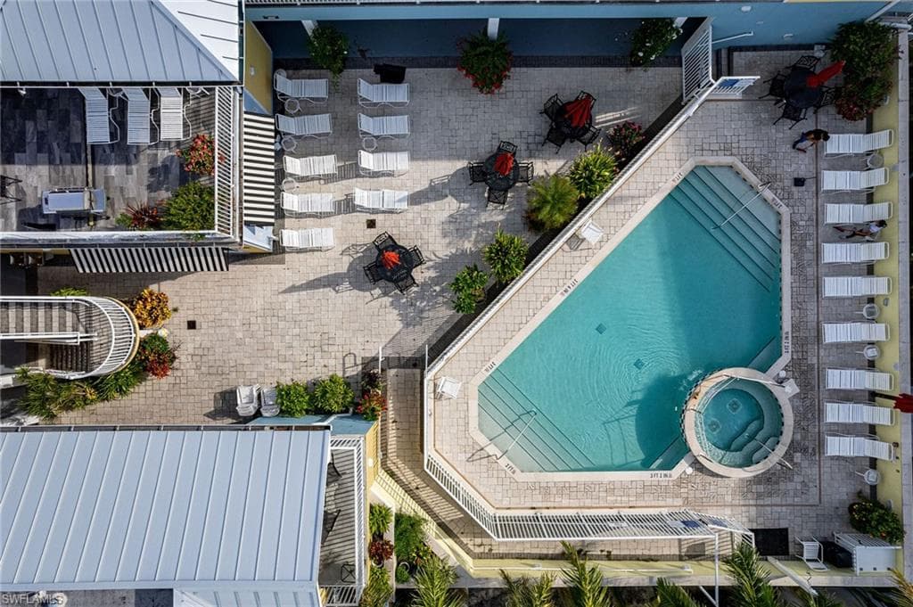 450 Old San Carlos BLVD # 303, FORT MYERS BEACH FL 33931-32