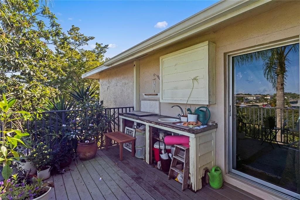 194 Palm DR # 2, NAPLES FL 34112-8