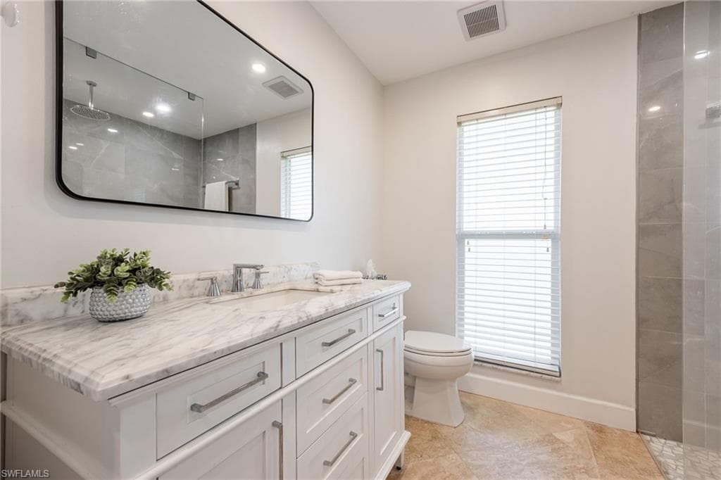 6104 Deer RUN, FORT MYERS FL 33908-25