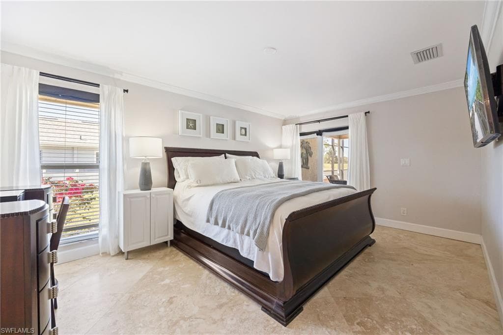 6104 Deer RUN, FORT MYERS FL 33908-23