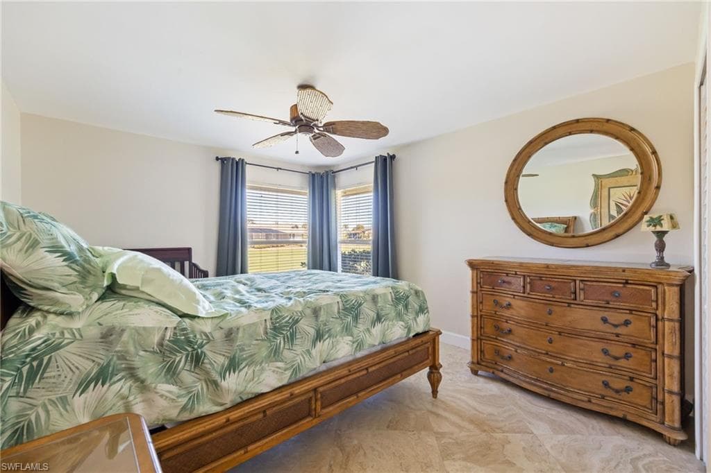 6104 Deer RUN, FORT MYERS FL 33908-30