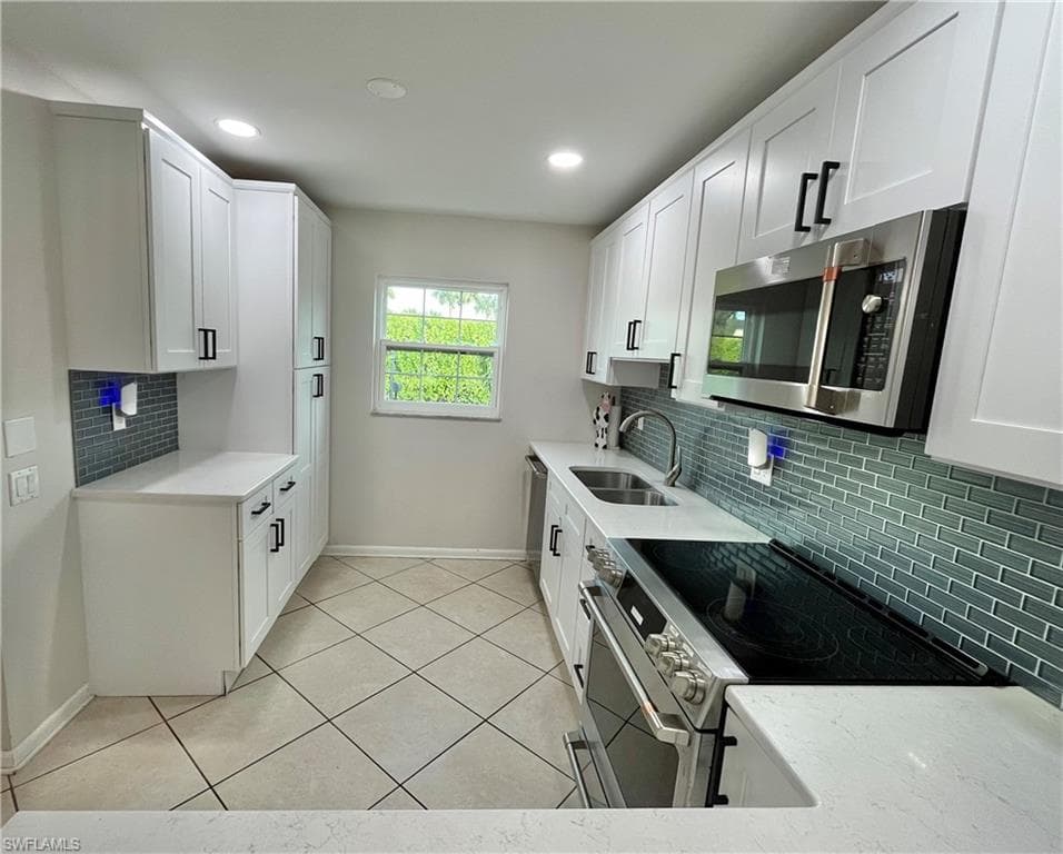 6986 Winkler RD, FORT MYERS FL 33919-11