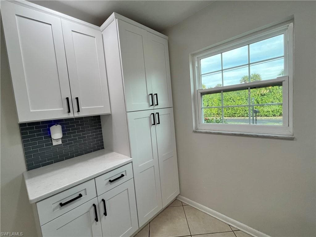 6986 Winkler RD, FORT MYERS FL 33919-7