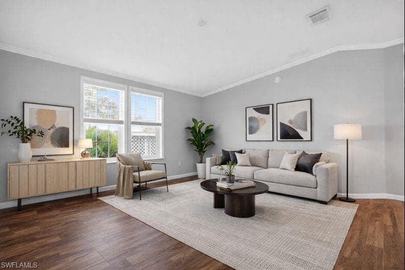 516 Menton LN, NAPLES FL 34112-4