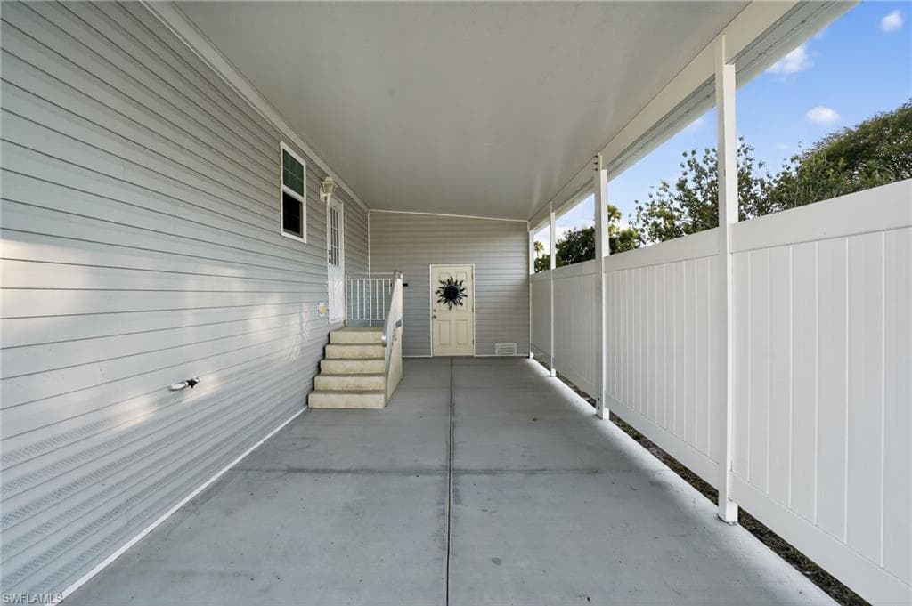 516 Menton LN, NAPLES FL 34112-23