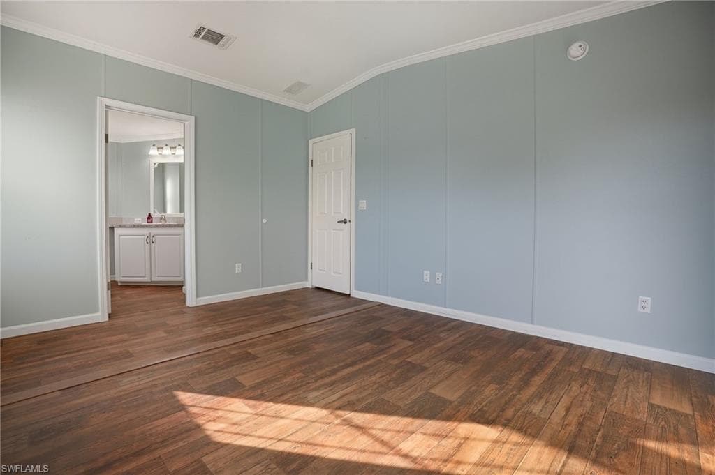 516 Menton LN, NAPLES FL 34112-20